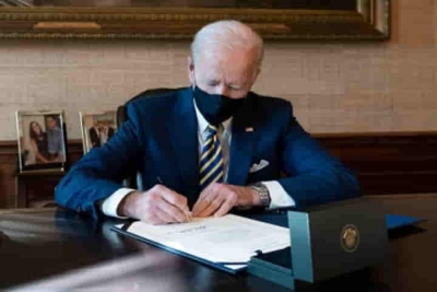 Biden signs last-minute stopgap funding bill, averting government shutdown | Biden signs last-minute stopgap funding bill, averting government shutdown