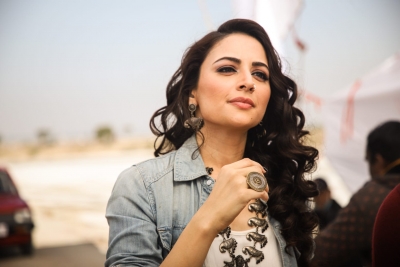 Zoya Afroz: Playing a con artiste is like entering a new world | Zoya Afroz: Playing a con artiste is like entering a new world