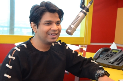 Ankit Tiwari unveils new romantic single 'Taarifein' | Ankit Tiwari unveils new romantic single 'Taarifein' Ankit Tiwari unveils new romantic single 'Taarifein' | Ankit Tiwari unveils new romantic single 'Taarifein'