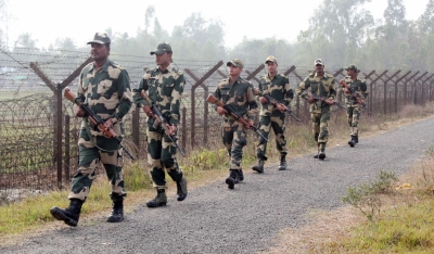 Indo-B'desh border in Tripura to be totally fenced by 2022: BSF | Indo-B'desh border in Tripura to be totally fenced by 2022: BSF
