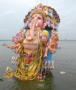 BGUS continues protest over Ganesh immersion in Hyderabad | BGUS continues protest over Ganesh immersion in Hyderabad