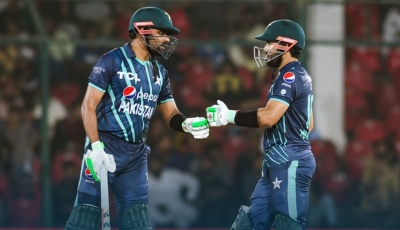 2nd T20I: Babar, Rizwan power Pakistan to thumping 10-wicket win over England | 2nd T20I: Babar, Rizwan power Pakistan to thumping 10-wicket win over England