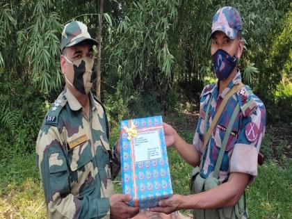 BSF personnel exchange sweets with Border Guard, Bangladesh on occasion of Diwali | BSF personnel exchange sweets with Border Guard, Bangladesh on occasion of Diwali