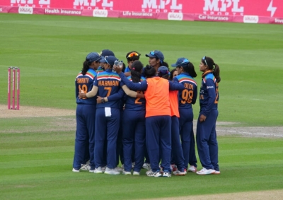 India women fined for slow over rate in 2nd T20I | India women fined for slow over rate in 2nd T20I