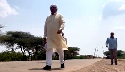 After Shah's departure, Raj BJP chief surprises all by walking alone on padyatra | After Shah's departure, Raj BJP chief surprises all by walking alone on padyatra