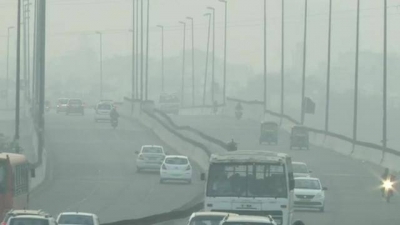 Delhi's air quality turns 'poor', CAQM asks states to strictly enforce pollution control measures | Delhi's air quality turns 'poor', CAQM asks states to strictly enforce pollution control measures