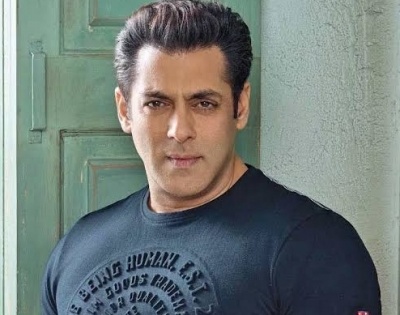 After 'death threats' Mumbai Police tighten security for Salman Khan, family | After 'death threats' Mumbai Police tighten security for Salman Khan, family