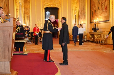 Order of British Empire conferred on Indian surgeon Raghu Ram | Order of British Empire conferred on Indian surgeon Raghu Ram
