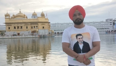 SGPC President condemns man visiting Golden Temple wearing t-shirt with Tytler's pic | SGPC President condemns man visiting Golden Temple wearing t-shirt with Tytler's pic