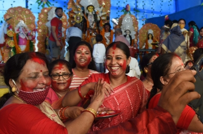 UNESCO adds Durga Puja to 'Intangible Cultural Heritage' list | UNESCO adds Durga Puja to 'Intangible Cultural Heritage' list