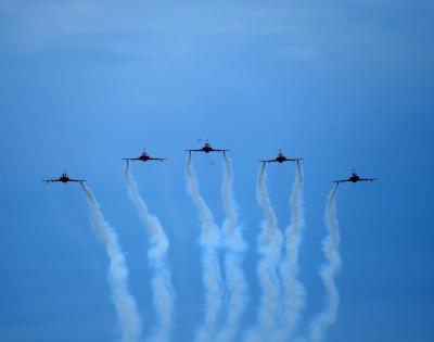 IAF's Surya Kiran team exhibits daredevil show in Bhubaneswar | IAF's Surya Kiran team exhibits daredevil show in Bhubaneswar