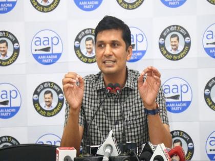 AAP says BJP should resign if unable to run municipal corporations, party hits back | AAP says BJP should resign if unable to run municipal corporations, party hits back