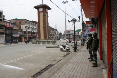 SC refuses to refer Article 370 matter to larger bench | SC refuses to refer Article 370 matter to larger bench SC refuses to refer Article 370 matter to larger bench | SC refuses to refer Article 370 matter to larger bench