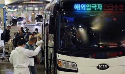 S. Korea pushes system to allow foreigners to use public transit with credit cards | S. Korea pushes system to allow foreigners to use public transit with credit cards S. Korea pushes system to allow foreigners to use public transit with credit cards | S. Korea pushes system to allow foreigners to use public transit with credit cards