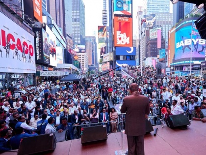 Vijayan's day at NY's Times Square receives contrasting coverage | Vijayan's day at NY's Times Square receives contrasting coverage