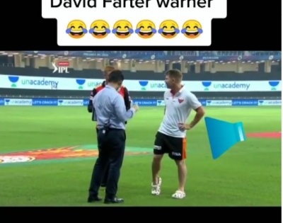 So embarrassing: Warner caught farting on live interview | So embarrassing: Warner caught farting on live interview