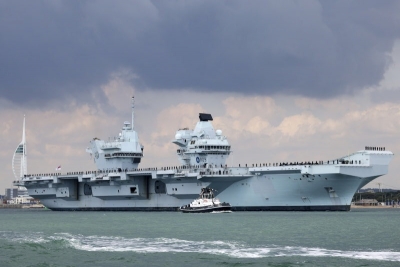 UK Navy carrier limping back to shore after break down | UK Navy carrier limping back to shore after break down