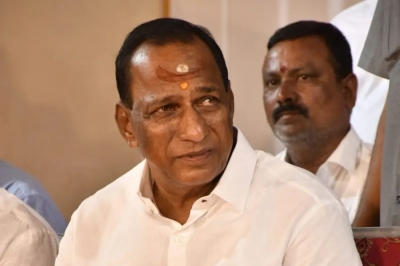 'It's a family issue', says T'gana minister after criticism by 5 MLAs | 'It's a family issue', says T'gana minister after criticism by 5 MLAs