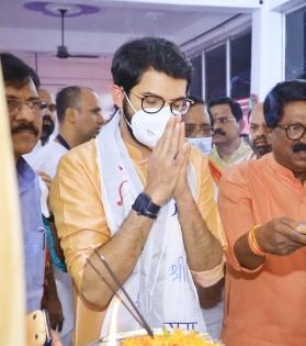 Aaditya Thackeray feels 'spiritually enhanced' after darshan of Ram Lalla in Ayodhya | Aaditya Thackeray feels 'spiritually enhanced' after darshan of Ram Lalla in Ayodhya