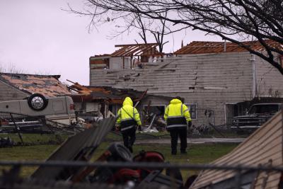 1 killed, 12 injured after tornadoes hit south central US | 1 killed, 12 injured after tornadoes hit south central US