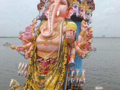 Protest over curbs on immersion of PoP idols in Hyderabad’s Hussain Sagar | Protest over curbs on immersion of PoP idols in Hyderabad’s Hussain Sagar