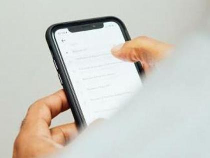 Global smartphone shipments to hit lowest level in decade this year | Global smartphone shipments to hit lowest level in decade this year Global smartphone shipments to hit lowest level in decade this year | Global smartphone shipments to hit lowest level in decade this year