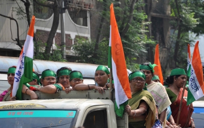 W Bengal bypolls: TMC leading in all four constituencies | W Bengal bypolls: TMC leading in all four constituencies W Bengal bypolls: TMC leading in all four constituencies | W Bengal bypolls: TMC leading in all four constituencies