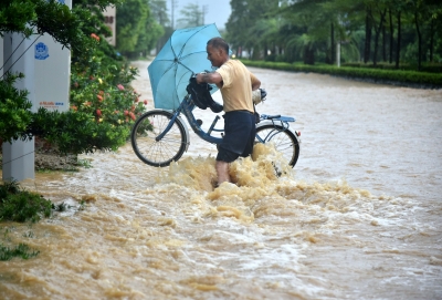 Typhoon Lupit lands in China's Guangdong | Typhoon Lupit lands in China's Guangdong