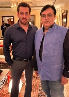 Baghel wants Salman to explore Chhattisgarh for shooting films | Baghel wants Salman to explore Chhattisgarh for shooting films