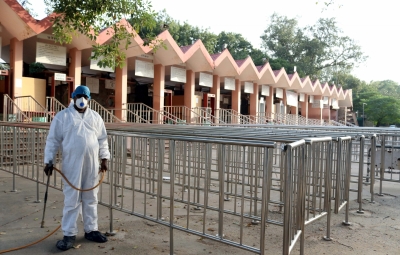 Delhi Zoo remains closed amid Bird flu scare, Covid-19 | Delhi Zoo remains closed amid Bird flu scare, Covid-19