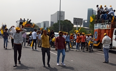 Ahir regiment protest: Traffic congestion witnessed on Delhi-Jaipur E-way | Ahir regiment protest: Traffic congestion witnessed on Delhi-Jaipur E-way