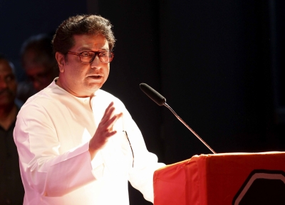 Raj Thackeray 'gags' his men from airing views on Shiv Sena crisis | Raj Thackeray 'gags' his men from airing views on Shiv Sena crisis