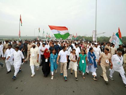 Congress' Telangana unit upbeat over CWC meeting, rally in Hyderabad | Congress' Telangana unit upbeat over CWC meeting, rally in Hyderabad Congress' Telangana unit upbeat over CWC meeting, rally in Hyderabad | Congress' Telangana unit upbeat over CWC meeting, rally in Hyderabad