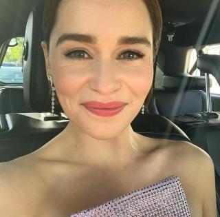 Emilia Clarke eliminates plastic surgery to meet 'ridiculous beauty standards' | Emilia Clarke eliminates plastic surgery to meet 'ridiculous beauty standards'