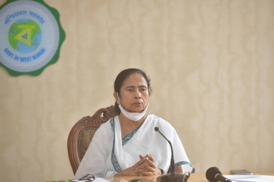 Mamata Banerjee to roll out 'Students Credit Card' today | Mamata Banerjee to roll out 'Students Credit Card' today