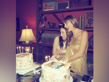 'I'm Feelin' 32': Taylor Swift shares glimpse of her intimate birthday party with HAIM sisters | 'I'm Feelin' 32': Taylor Swift shares glimpse of her intimate birthday party with HAIM sisters