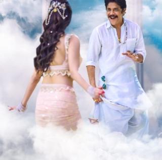 Nagarjuna surprises with his singing in 'Bangarraju' | Nagarjuna surprises with his singing in 'Bangarraju'