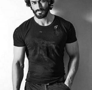 Vidyut Jammwal looks back on 9 years of 'Commando: A One Man Army' | Vidyut Jammwal looks back on 9 years of 'Commando: A One Man Army'