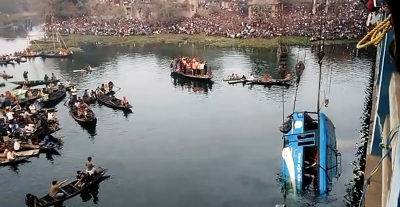 25 dead as bus plunges into river in Rajasthan | 25 dead as bus plunges into river in Rajasthan 25 dead as bus plunges into river in Rajasthan | 25 dead as bus plunges into river in Rajasthan