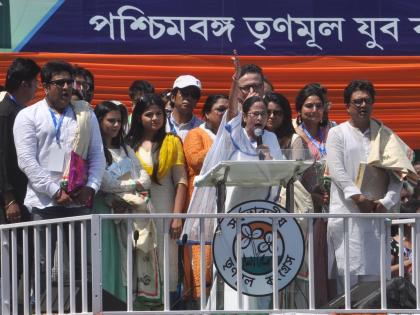 Reshuffle in Bengal Cabinet likely before Mamata's overseas trip | Reshuffle in Bengal Cabinet likely before Mamata's overseas trip Reshuffle in Bengal Cabinet likely before Mamata's overseas trip | Reshuffle in Bengal Cabinet likely before Mamata's overseas trip
