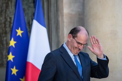 France unveils 100-bln-euro recovery plan to relaunch economy | France unveils 100-bln-euro recovery plan to relaunch economy