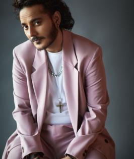 Tanishk Bagchi says 'Kinna Sonna' will uplift mood and get everyone dancing | Tanishk Bagchi says 'Kinna Sonna' will uplift mood and get everyone dancing