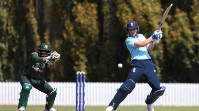 Sciver shines as England beat Bangladesh by 109 runs in World Cup warm-up | Sciver shines as England beat Bangladesh by 109 runs in World Cup warm-up