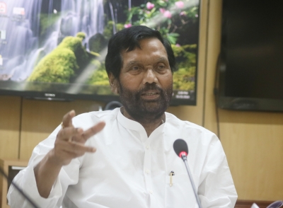Paswan asks state ministers about ration distribution | Paswan asks state ministers about ration distribution