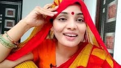 Neha Singh Rathore served notice for songs targeting UP govt | Neha Singh Rathore served notice for songs targeting UP govt