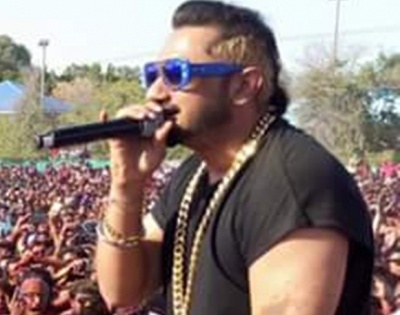 Singer Honey Singh 'manhandled' during concert in Delhi, FIR lodged | Singer Honey Singh 'manhandled' during concert in Delhi, FIR lodged