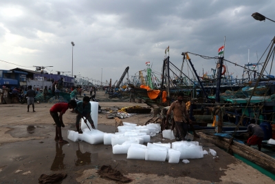 TN fishermen seek govt intervention to retrieve boats from Sri Lanka | TN fishermen seek govt intervention to retrieve boats from Sri Lanka