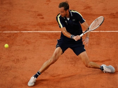 French Open: Medvedev, Zverev, Nishikori enter pre-quarters | French Open: Medvedev, Zverev, Nishikori enter pre-quarters