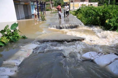 Jalpaiguri flash flood: Death toll rises to 8, PM condoles | Jalpaiguri flash flood: Death toll rises to 8, PM condoles