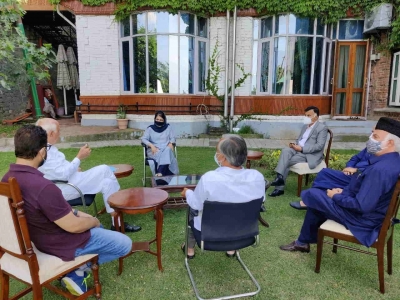 Meeting with Modi: Will the 'Gupkar Alliance' come on board? | Meeting with Modi: Will the 'Gupkar Alliance' come on board? Meeting with Modi: Will the 'Gupkar Alliance' come on board? | Meeting with Modi: Will the 'Gupkar Alliance' come on board?